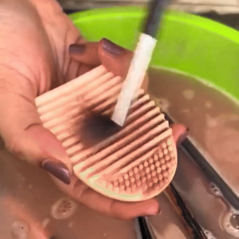 makeup brush cleaner to avoid time-consuming cleaning
